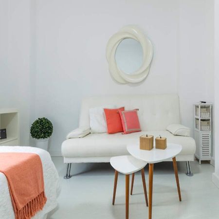 Lovely Studio At The City Heart! Μάλαγα Εξωτερικό φωτογραφία